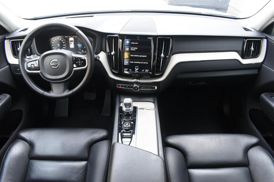 Volvo XC60 T8 390PK Automaat Plug-in hybrid AWD Inscription / Head-up display / Elektrisch glazen panoramisch schuifdak / Achteruitrijcamera / Elektrisch bedienbare voorstoelen met geheugen / Verwarmbare stoelen / Keyless entry / Elektrische achterklep