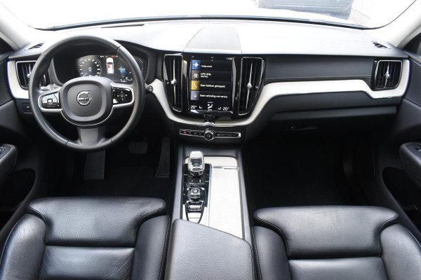 Volvo XC60 T8 390PK Automaat Plug-in hybrid AWD Inscription / Head-up display / Elektrisch glazen panoramisch schuifdak / Achteruitrijcamera / Elektrisch bedienbare voorstoelen met geheugen / Verwarmbare stoelen / Keyless entry / Elektrische achterklep