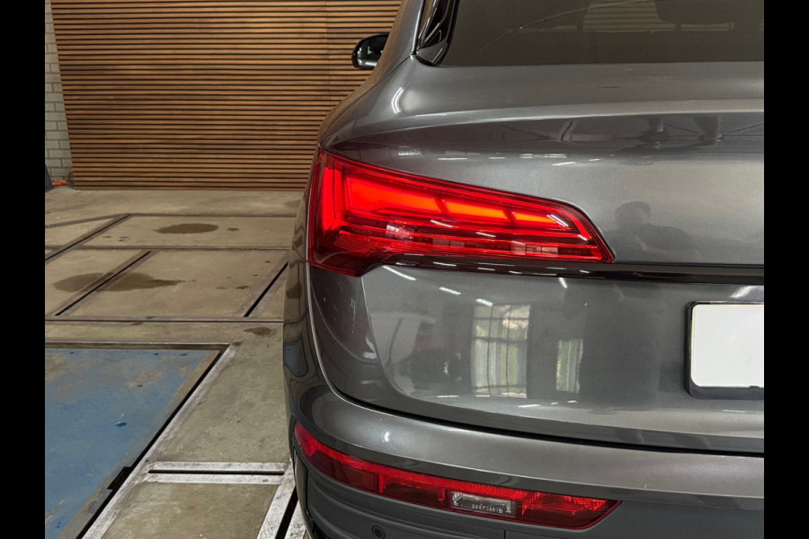 Audi Q5 Sportback 55 TFSI e S edition | 367 PK | Pano | Matrix LED | 20 Inch | Virtual Cockpit | Camera | Black Optic
