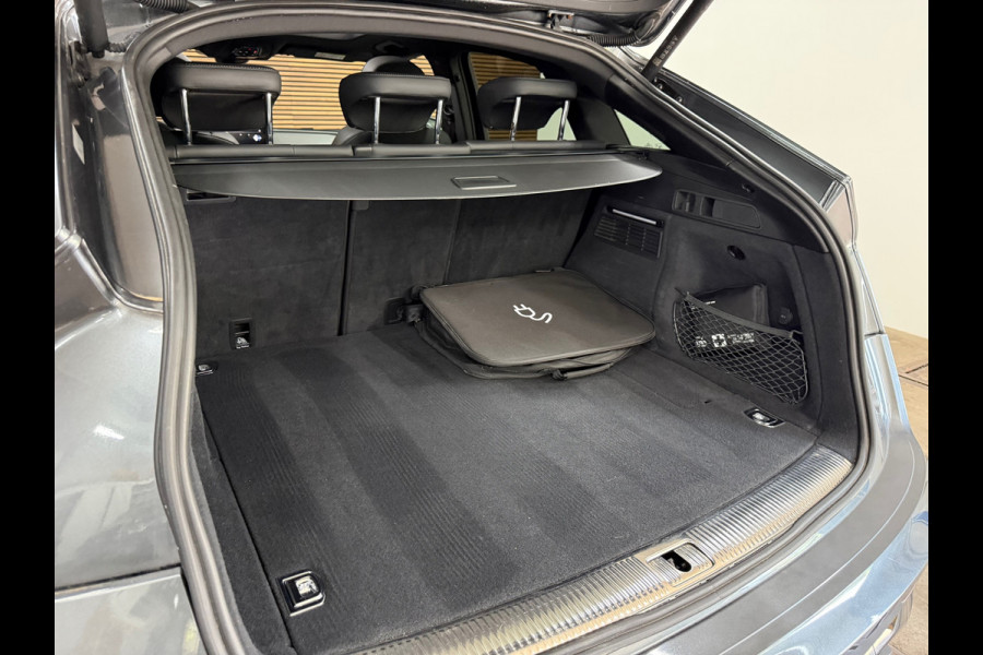 Audi Q5 Sportback 55 TFSI e S edition | 367 PK | Pano | Matrix LED | 20 Inch | Virtual Cockpit | Camera | Black Optic