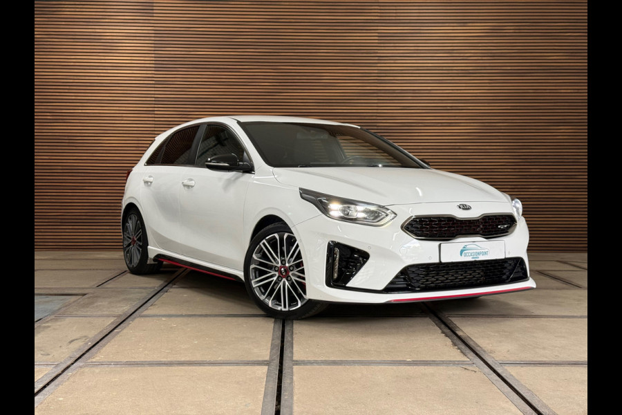 Kia Ceed 1.6 T-GDi GT | 204 PK | Alcantara | JBL | Camera | Stoelverwarming | Stuur verwarming | 18 Inch | 2019