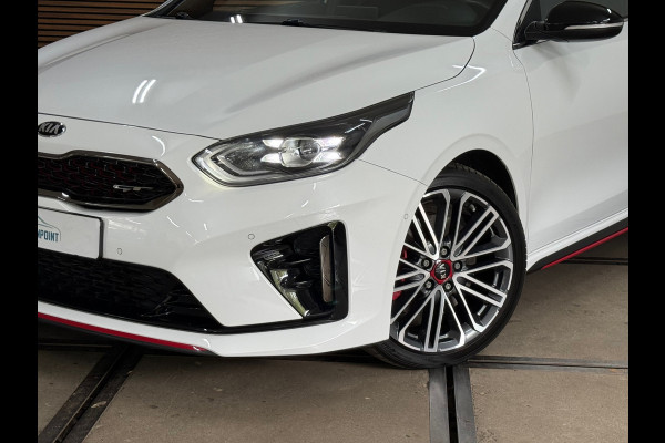 Kia Ceed 1.6 T-GDi GT | 204 PK | Alcantara | JBL | Camera | Stoelverwarming | Stuur verwarming | 18 Inch | 2019