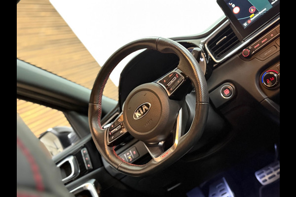 Kia Ceed 1.6 T-GDi GT | 204 PK | Alcantara | JBL | Camera | Stoelverwarming | Stuur verwarming | 18 Inch | 2019