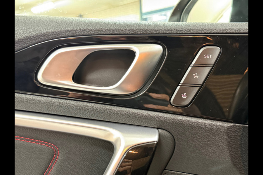 Kia Ceed 1.6 T-GDi GT | 204 PK | Alcantara | JBL | Camera | Stoelverwarming | Stuur verwarming | 18 Inch | 2019