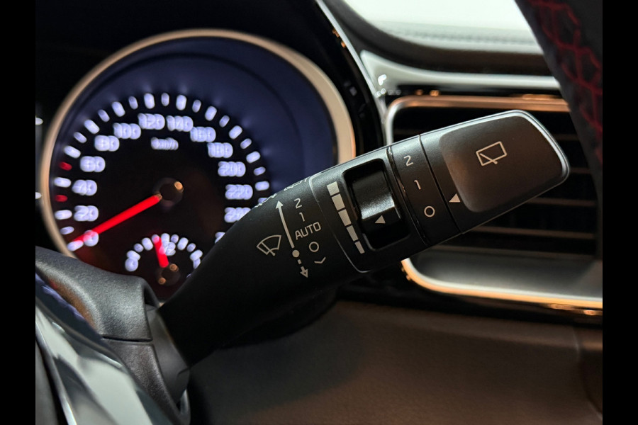 Kia Ceed 1.6 T-GDi GT | 204 PK | Alcantara | JBL | Camera | Stoelverwarming | Stuur verwarming | 18 Inch | 2019