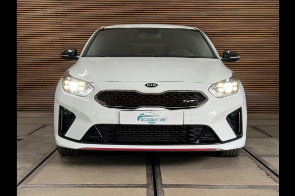 Kia Ceed 1.6 T-GDi GT | 204 PK | Alcantara | JBL | Camera | Stoelverwarming | Stuur verwarming | 18 Inch | 2019