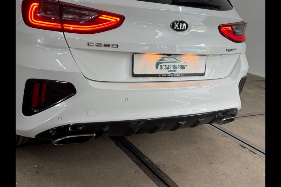 Kia Ceed 1.6 T-GDi GT | 204 PK | Alcantara | JBL | Camera | Stoelverwarming | Stuur verwarming | 18 Inch | 2019
