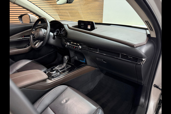 Mazda CX-30 2.0 e-SkyActiv-X M Hybrid Luxury | Pano | Leder | HUD | ACC | Dodehoekdetectie | 180 PK | 2023