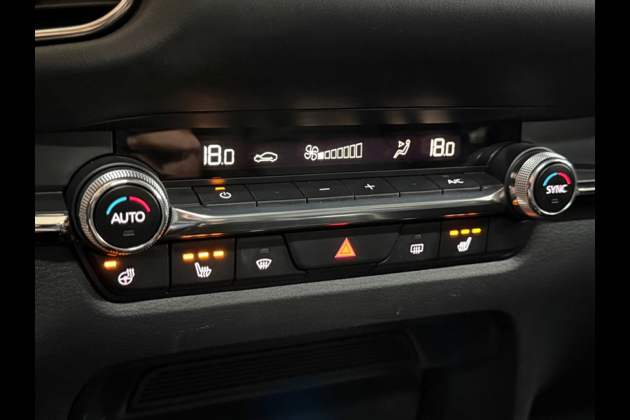 Mazda CX-30 2.0 e-SkyActiv-X M Hybrid Luxury | Pano | Leder | HUD | ACC | Dodehoekdetectie | 180 PK | 2023