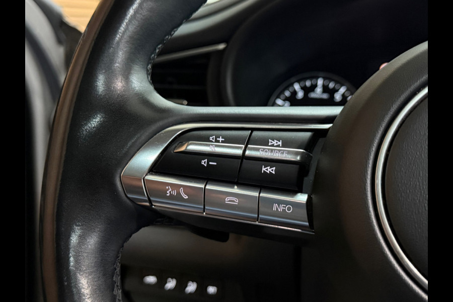 Mazda CX-30 2.0 e-SkyActiv-X M Hybrid Luxury | Pano | Leder | HUD | ACC | Dodehoekdetectie | 180 PK | 2023