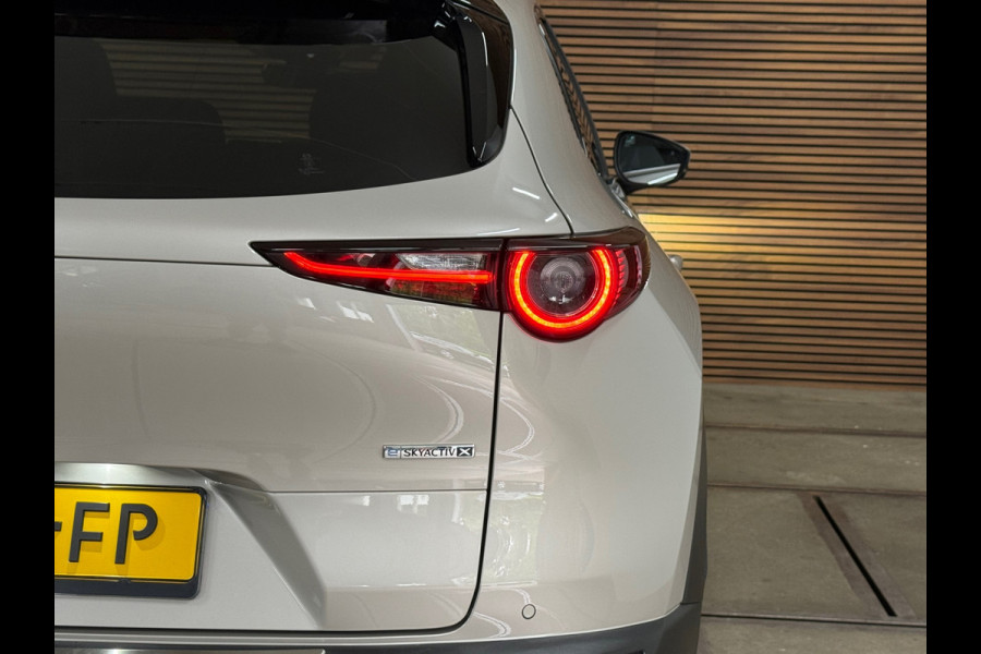 Mazda CX-30 2.0 e-SkyActiv-X M Hybrid Luxury | Pano | Leder | HUD | ACC | Dodehoekdetectie | 180 PK | 2023