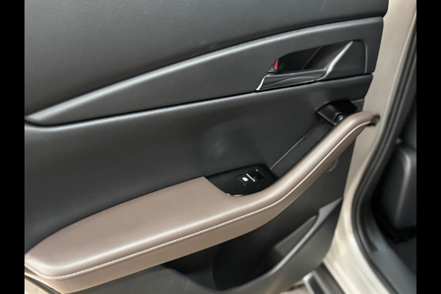 Mazda CX-30 2.0 e-SkyActiv-X M Hybrid Luxury | Pano | Leder | HUD | ACC | Dodehoekdetectie | 180 PK | 2023