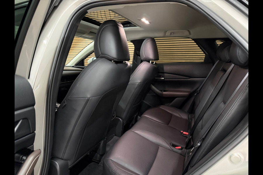 Mazda CX-30 2.0 e-SkyActiv-X M Hybrid Luxury | Pano | Leder | HUD | ACC | Dodehoekdetectie | 180 PK | 2023