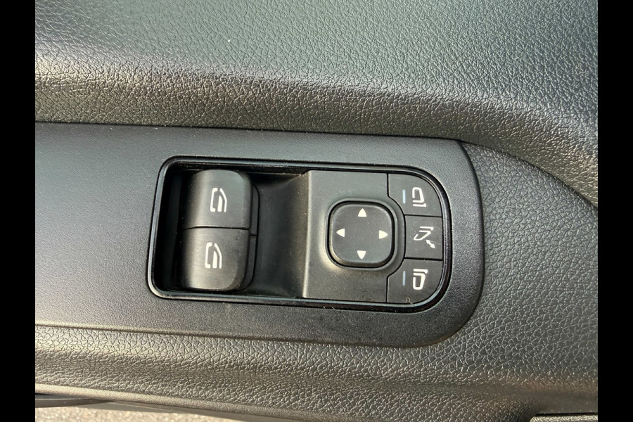 Mercedes-Benz Sprinter 316 CDI L2H2 /5-Persoons /Camera /3500 KG Trekhaak
