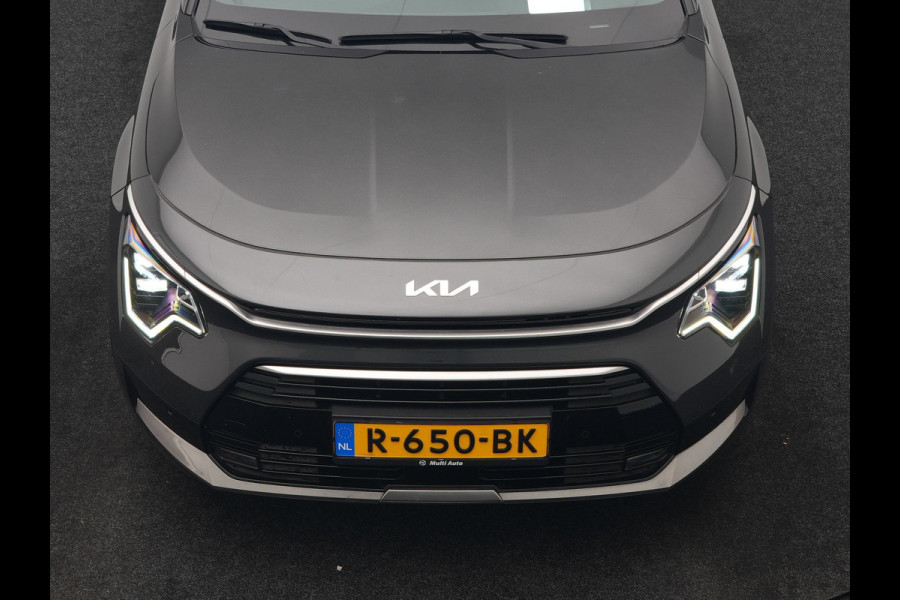 Kia Niro 1.6 GDi Hybrid ExecutiveLine 149pk | Trekhaak | Panodak | Adaptive Cruise | Head Up | Camera | Lederen Sportstoelen Memory & Ventilatie | Keyless | Apple Carplay | Stoel & Stuurverwarming | Virtual | Navigatie | DAB | 18"L.M |