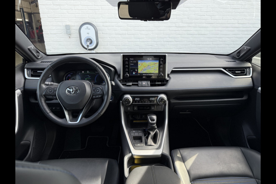 Toyota RAV4 2.5 Hybrid Bi-Tone | ACC | Parelmoer | 360* Camera | Keyless | 18 inch
