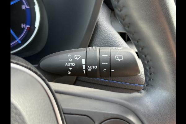 Toyota RAV4 2.5 Hybrid Bi-Tone | ACC | Parelmoer | 360* Camera | Keyless | 18 inch