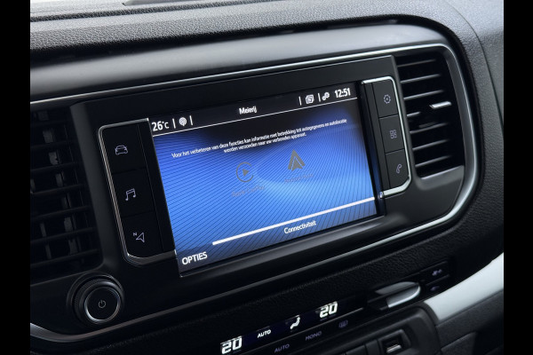 Toyota ProAce Worker L3 2.0D-4D 177PK Automaat Leder Dubbele Cabine 5-Persoons Stoelverwarming Trekhaak Camera 3D-Navi Ecc Apple Carplay Android Auto Sidebar Lmv 17" Privacy Glas Betonplex Vloer Wandbetimmering 1e Eigenaar 2.500KG Trekgewicht 400NM