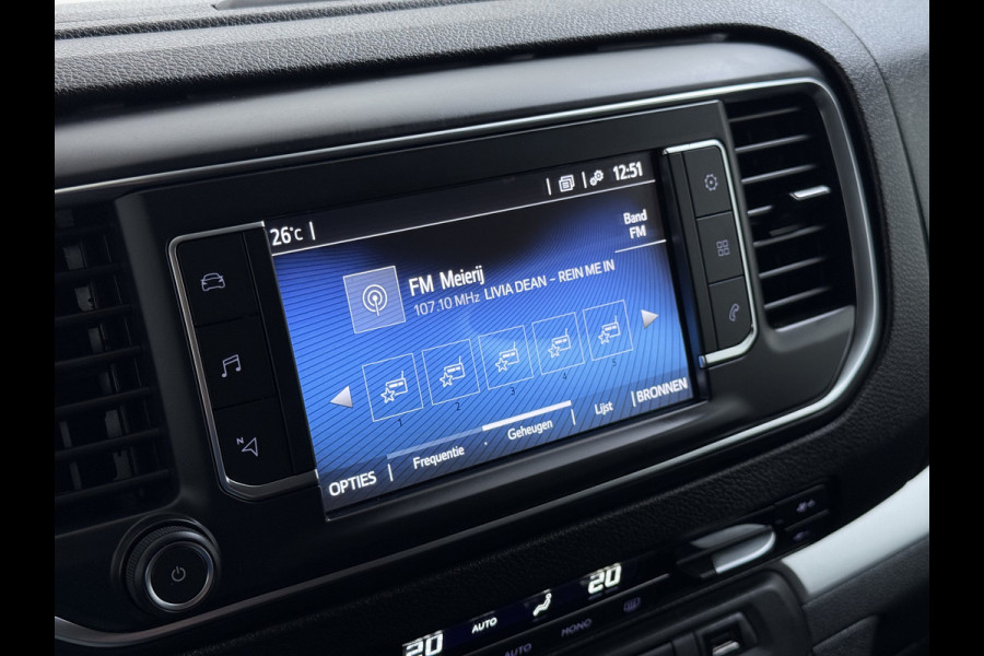 Toyota ProAce Worker L3 2.0D-4D 177PK Automaat Leder Dubbele Cabine 5-Persoons Stoelverwarming Trekhaak Camera 3D-Navi Ecc Apple Carplay Android Auto Sidebar Lmv 17" Privacy Glas Betonplex Vloer Wandbetimmering 1e Eigenaar 2.500KG Trekgewicht 400NM