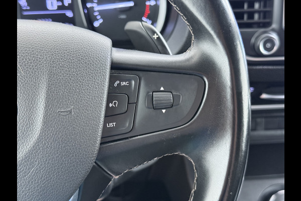 Toyota ProAce Worker L3 2.0D-4D 177PK Automaat Leder Dubbele Cabine 5-Persoons Stoelverwarming Trekhaak Camera 3D-Navi Ecc Apple Carplay Android Auto Sidebar Lmv 17" Privacy Glas Betonplex Vloer Wandbetimmering 1e Eigenaar 2.500KG Trekgewicht 400NM