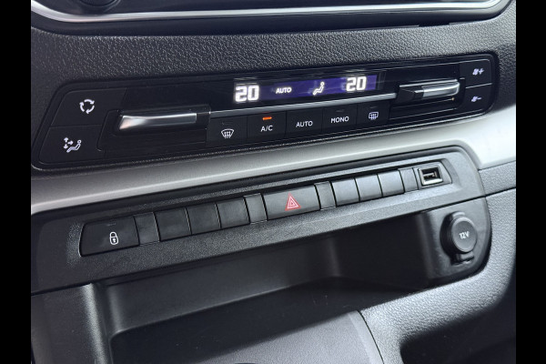 Toyota ProAce Worker L3 2.0D-4D 177PK Automaat Leder Dubbele Cabine 5-Persoons Stoelverwarming Trekhaak Camera 3D-Navi Ecc Apple Carplay Android Auto Sidebar Lmv 17" Privacy Glas Betonplex Vloer Wandbetimmering 1e Eigenaar 2.500KG Trekgewicht 400NM