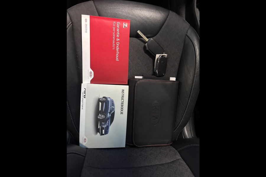 Kia Niro 1.6 GDi Hybrid DynamicLine Pano, Trekhaak, Camera, Carplay