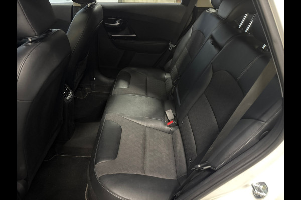Kia Niro 1.6 GDi Hybrid DynamicLine Pano, Trekhaak, Camera, Carplay