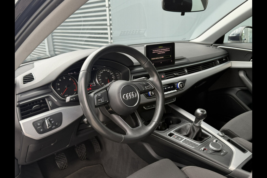 Audi A4 Avant BWJ 2018 | 1.4TFSI 150PK Sport Lease Ed | TREKHAAK | SPORTSTOELEN | NAVI | CLIMA | PDC | CRUISE |