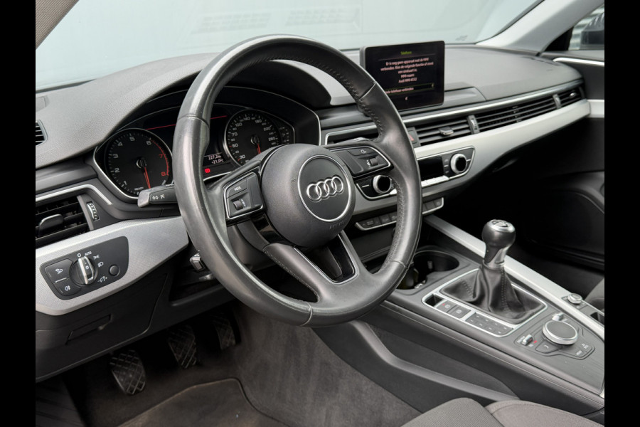 Audi A4 Avant BWJ 2018 | 1.4TFSI 150PK Sport Lease Ed | TREKHAAK | SPORTSTOELEN | NAVI | CLIMA | PDC | CRUISE |
