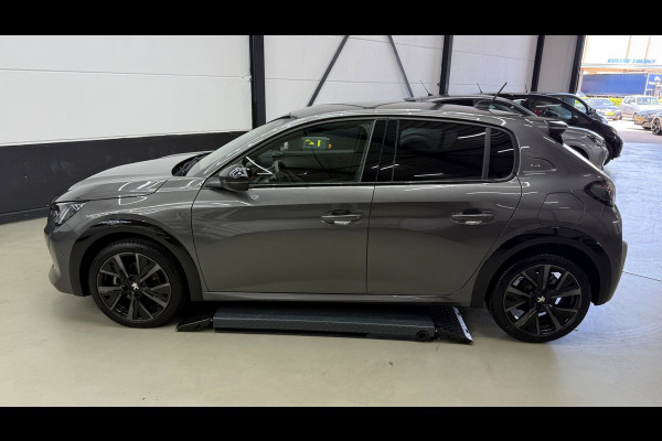 Peugeot 208 1.2 GT 3D virtual display, navigatie groot scherm