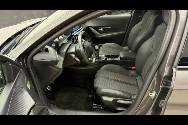 Peugeot 208 1.2 GT 3D virtual display, navigatie groot scherm