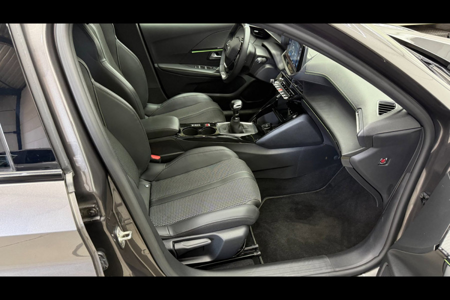 Peugeot 208 1.2 GT 3D virtual display, navigatie groot scherm