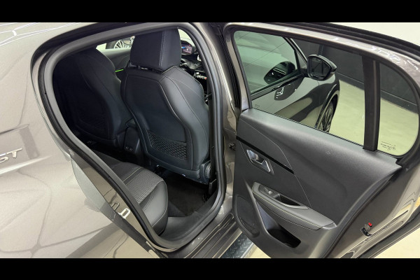 Peugeot 208 1.2 GT 3D virtual display, navigatie groot scherm