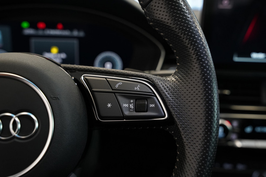 Audi A5 Sportback 40 TFSI Launch edition Sport S-Line Ambient Light NAP!