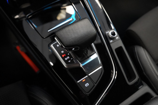 Audi A5 Sportback 40 TFSI Launch edition Sport S-Line Ambient Light NAP!