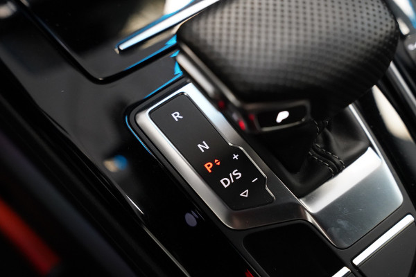 Audi A5 Sportback 40 TFSI Launch edition Sport S-Line Ambient Light NAP!
