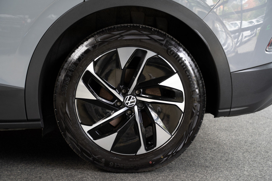 Volkswagen ID.4 Pure Performance Navi Climate Warmtepomp PDC 19" LM velgen Climate  BTW auto!