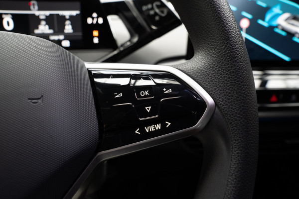 Volkswagen ID.4 Pure Performance Navi Climate Warmtepomp PDC 19" LM velgen Climate  BTW auto!