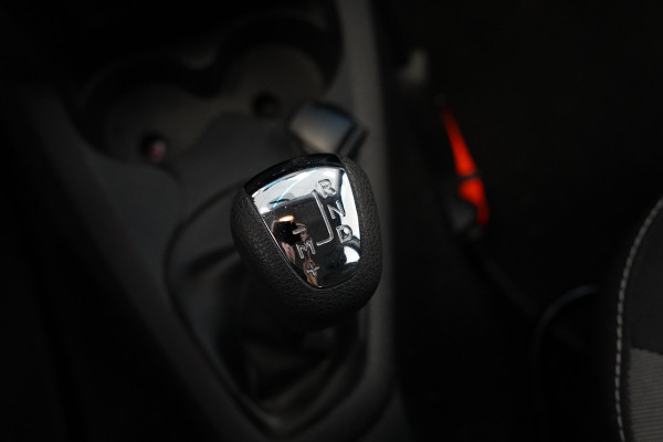Dacia Sandero 0.9 TCe SL Stepway Automaat Achteruitrijcamera ALL Season Banden