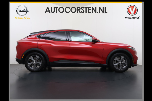 Ford Mustang Mach-E Extended RWD 98kWh SOH 94% Trekhaak Adap.Cruise B&O-Audio Leder 360°Camera Stoel+Stuurverwarming Navi Ecc Apple Carplay A Lmv 18" Privacy Glas Pdc Voorruitverwarming DAB Elek.Achterklep Keyless Dodehoekwaarschuwing 1e Eigenaar 750KG Trekgewicht Origineel Nederlandse Auto