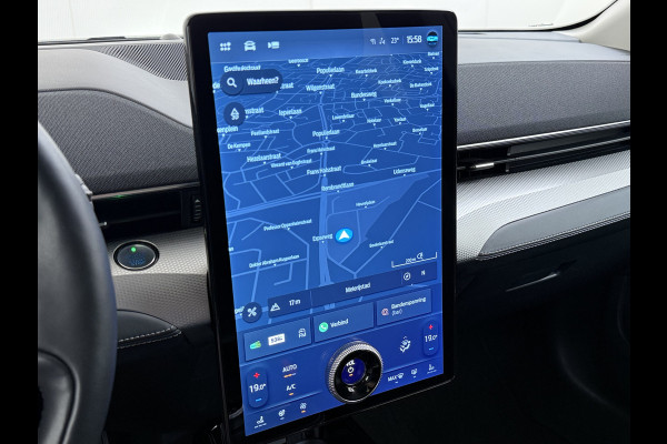 Ford Mustang Mach-E Extended RWD 98kWh SOH 94% Trekhaak Adap.Cruise B&O-Audio Leder 360°Camera Stoel+Stuurverwarming Navi Ecc Apple Carplay A Lmv 18" Privacy Glas Pdc Voorruitverwarming DAB Elek.Achterklep Keyless Dodehoekwaarschuwing 1e Eigenaar 750KG Trekgewicht Origineel Nederlandse Auto