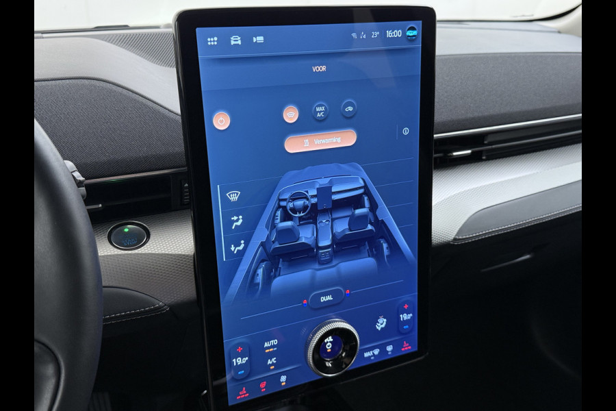 Ford Mustang Mach-E Extended RWD 98kWh SOH 94% Trekhaak Adap.Cruise B&O-Audio Leder 360°Camera Stoel+Stuurverwarming Navi Ecc Apple Carplay A Lmv 18" Privacy Glas Pdc Voorruitverwarming DAB Elek.Achterklep Keyless Dodehoekwaarschuwing 1e Eigenaar 750KG Trekgewicht Origineel Nederlandse Auto