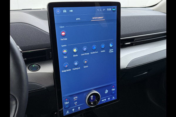 Ford Mustang Mach-E Extended RWD 98kWh SOH 94% Trekhaak Adap.Cruise B&O-Audio Leder 360°Camera Stoel+Stuurverwarming Navi Ecc Apple Carplay A Lmv 18" Privacy Glas Pdc Voorruitverwarming DAB Elek.Achterklep Keyless Dodehoekwaarschuwing 1e Eigenaar 750KG Trekgewicht Origineel Nederlandse Auto