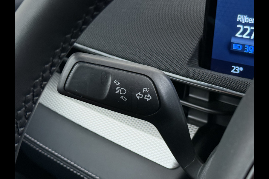 Ford Mustang Mach-E Extended RWD 98kWh SOH 94% Trekhaak Adap.Cruise B&O-Audio Leder 360°Camera Stoel+Stuurverwarming Navi Ecc Apple Carplay A Lmv 18" Privacy Glas Pdc Voorruitverwarming DAB Elek.Achterklep Keyless Dodehoekwaarschuwing 1e Eigenaar 750KG Trekgewicht Origineel Nederlandse Auto