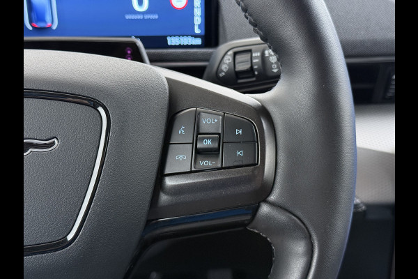 Ford Mustang Mach-E Extended RWD 98kWh SOH 94% Trekhaak Adap.Cruise B&O-Audio Leder 360°Camera Stoel+Stuurverwarming Navi Ecc Apple Carplay A Lmv 18" Privacy Glas Pdc Voorruitverwarming DAB Elek.Achterklep Keyless Dodehoekwaarschuwing 1e Eigenaar 750KG Trekgewicht Origineel Nederlandse Auto