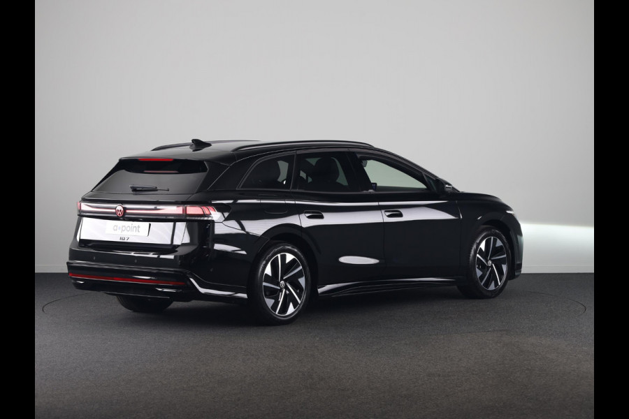 Volkswagen ID.7 Limited Edition Plus 86 kWh accu, 210 kW / 286 PK Elektrische stoelen | 360 Camera | Carplay