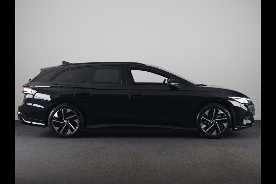 Volkswagen ID.7 Limited Edition Plus 86 kWh accu, 210 kW / 286 PK Elektrische stoelen | 360 Camera | Carplay