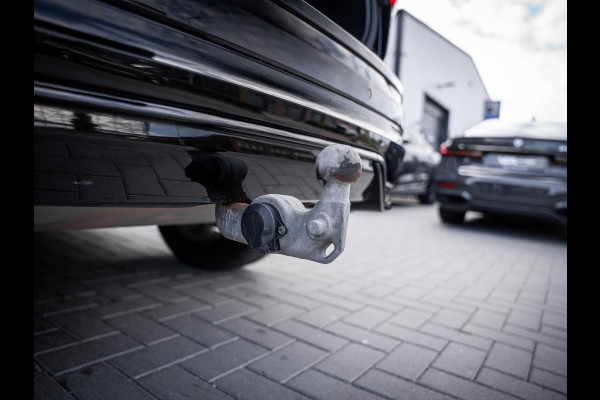Volvo XC60 2.0 T6 Plug-in hybrid AWD Plus Dark - Long Range l Pano l Trekhaak l 360cam