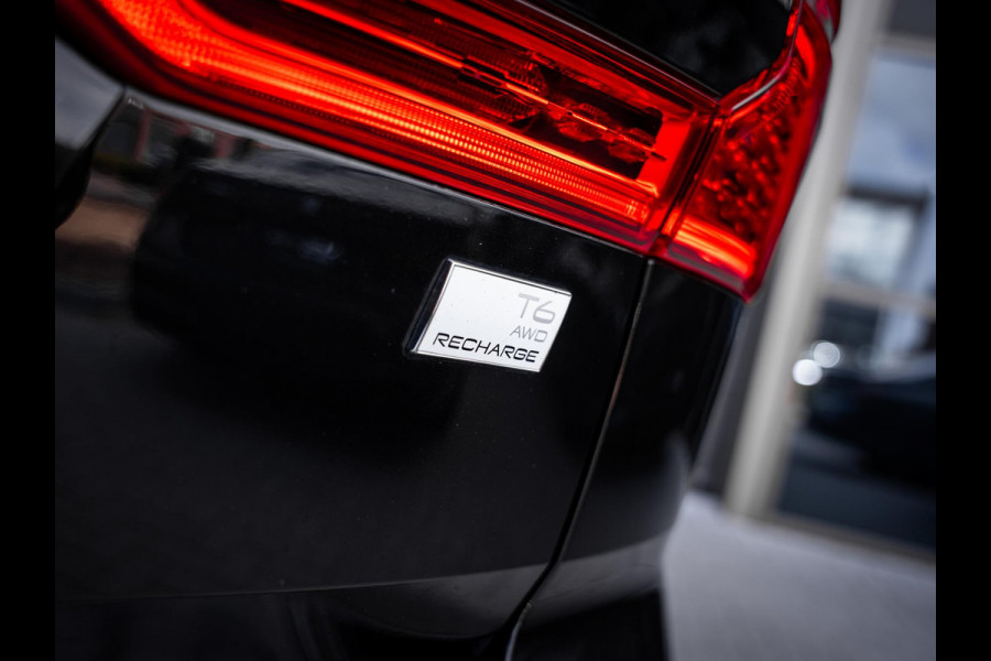 Volvo XC60 2.0 T6 Plug-in hybrid AWD Plus Dark - Long Range l Pano l Trekhaak l 360cam