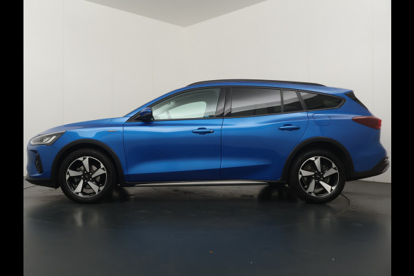 Ford FOCUS Wagon 1.0 EcoBoost Hybrid Active X - Trekhaak - All-Season banden - Camera - AppleCarplay - Android Auto - Virena Zekerheidspakket 895,-